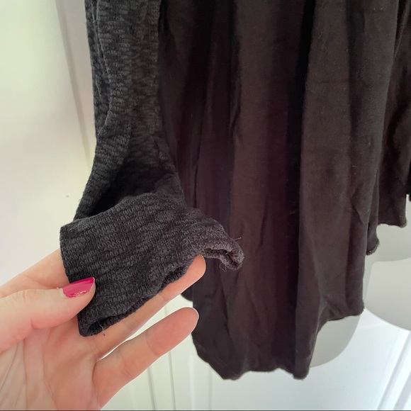 Pebble and Stone Black Cardigan Sweater Black Gray Heathered - Picture 6 of 10